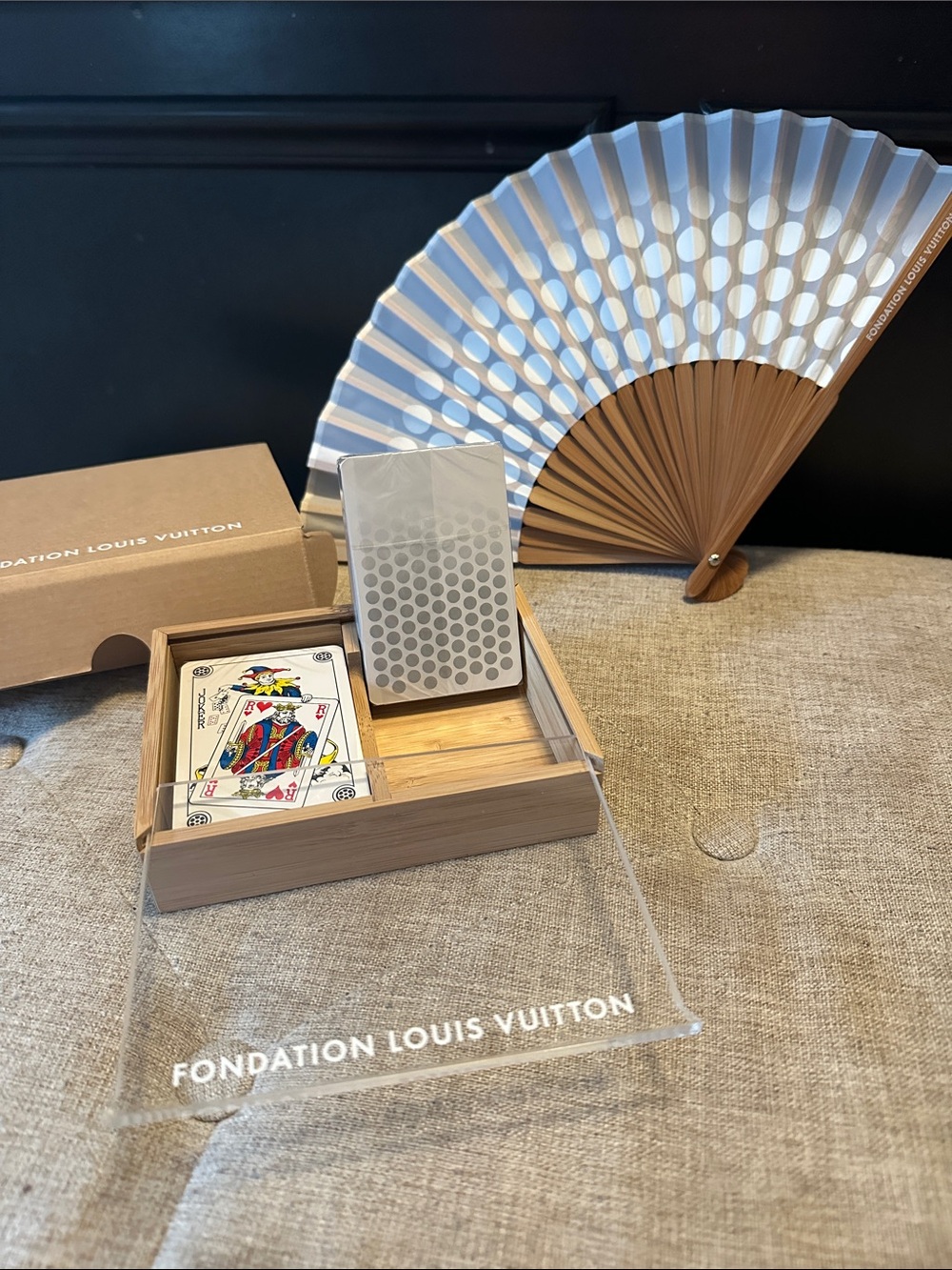 Louis Vuitton fondation playing card and Fan set